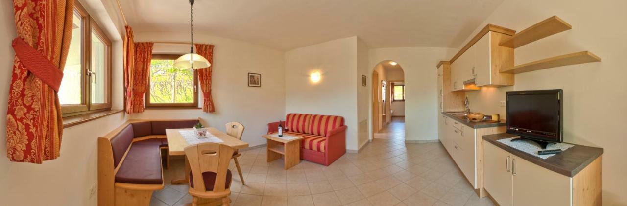 Apartamento Unterstoan Hof Termeno Exterior foto